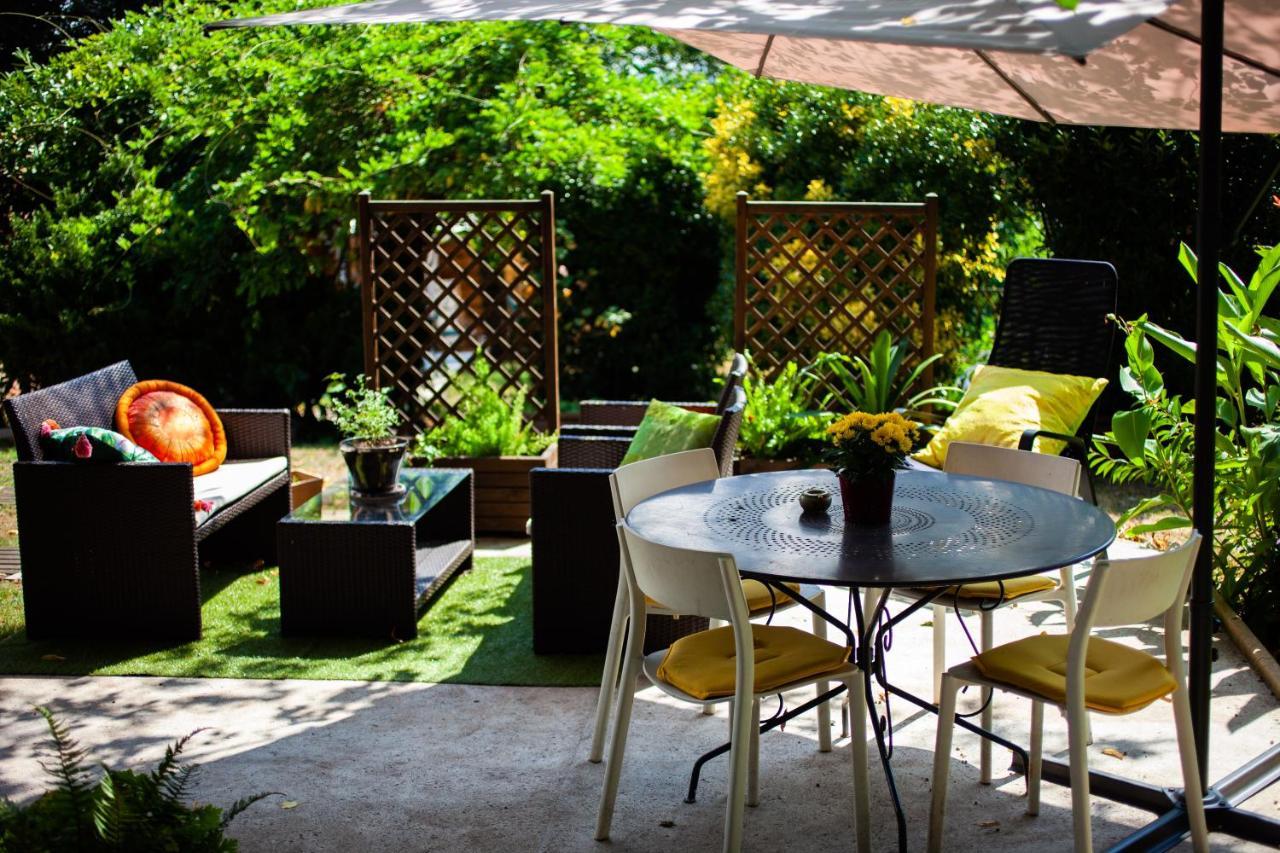 Apartamento Mirguet Au Jardin Saint-Elix-le-Chateau Exterior foto