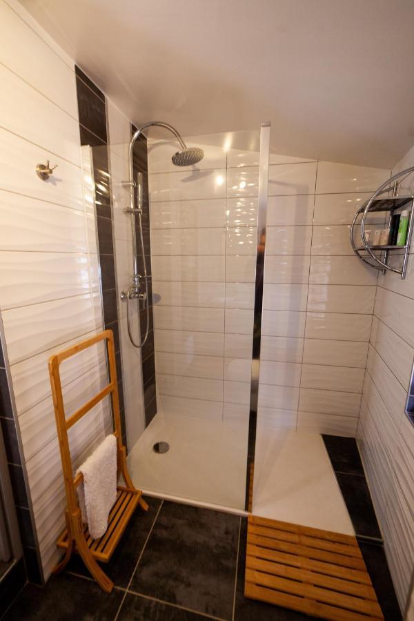 Apartamento Mirguet Au Jardin Saint-Elix-le-Chateau Exterior foto